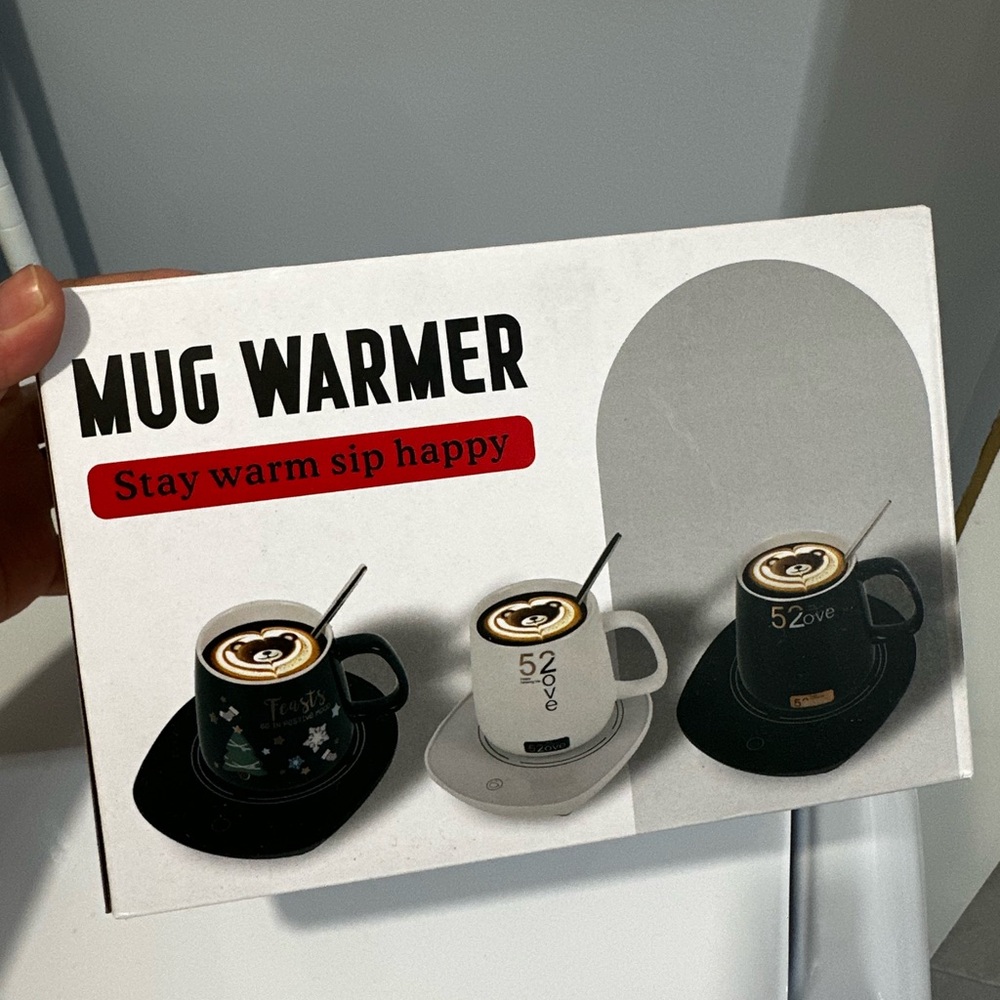 Mug Warmer Set with Black and White Mugs